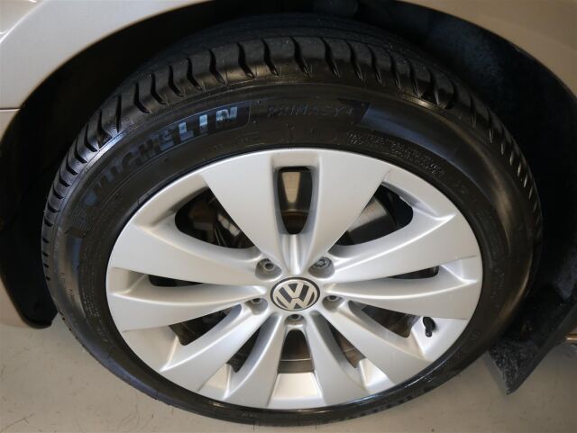 VOLKSWAGEN CC 2015 2,0 TDI 135 kW (184 hv) DSG-automaatti