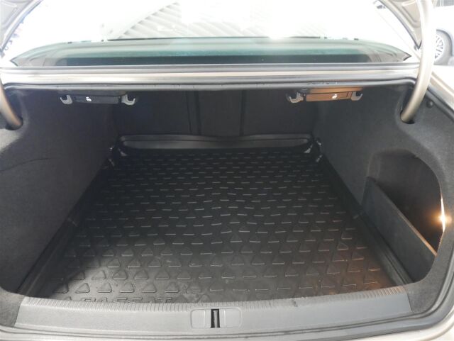 VOLKSWAGEN CC 2015 2,0 TDI 135 kW (184 hv) DSG-automaatti