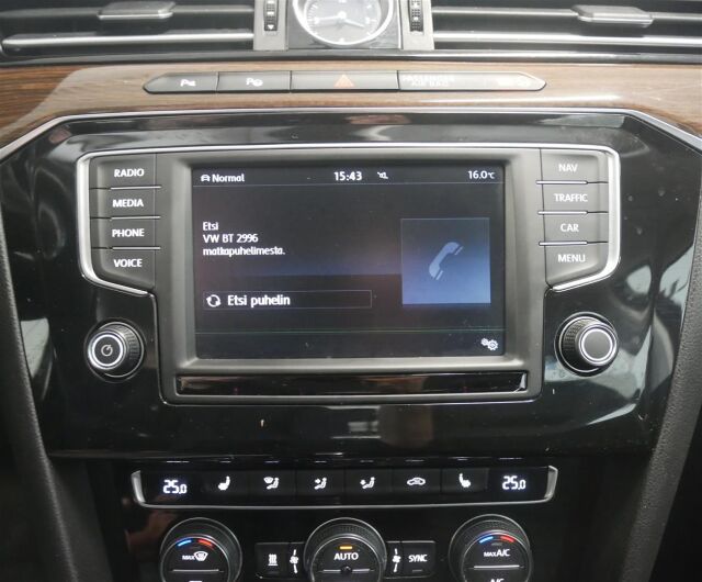 VOLKSWAGEN Passat 2016 Sedan Highline 1,6 TDI 88 kW (120 hv) DSG-automaatti