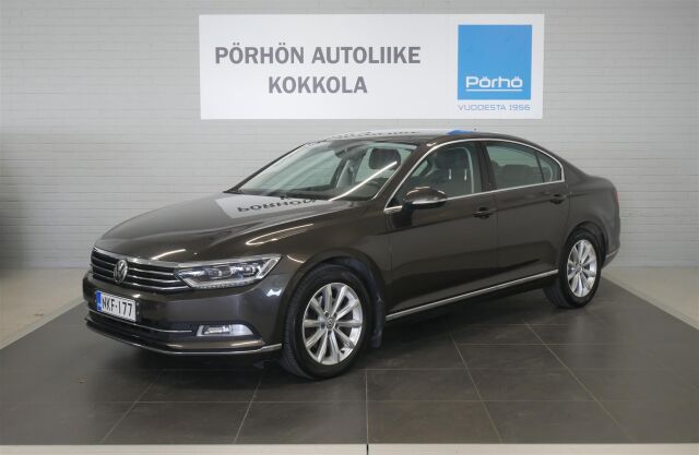 VOLKSWAGEN Passat 2016 Sedan Highline 1,6 TDI 88 kW (120 hv) DSG-automaatti