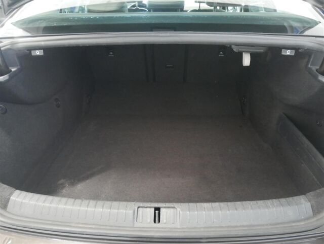 VOLKSWAGEN Passat 2016 Sedan Highline 1,6 TDI 88 kW (120 hv) DSG-automaatti
