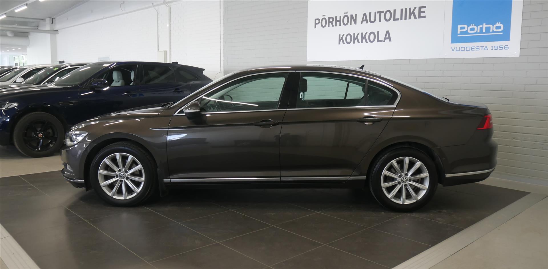 Volkswagen Passat 2016, kuva 2/24