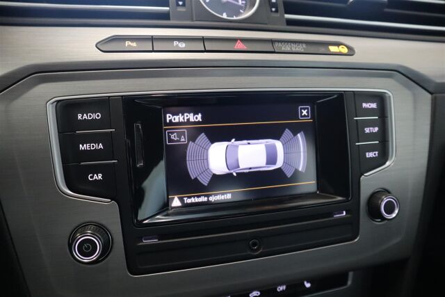 VOLKSWAGEN Passat 2016 Sedan Trendline 1,4 TSI 92 kW (125 hv)