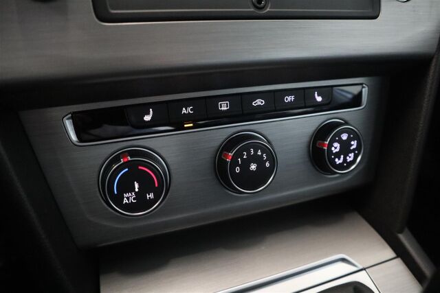 VOLKSWAGEN Passat 2016 Sedan Trendline 1,4 TSI 92 kW (125 hv)