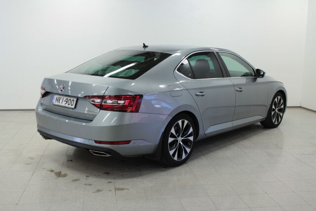 SKODA Superb 2016 2,0 TSI 280 4x4 Style DSG Autom.