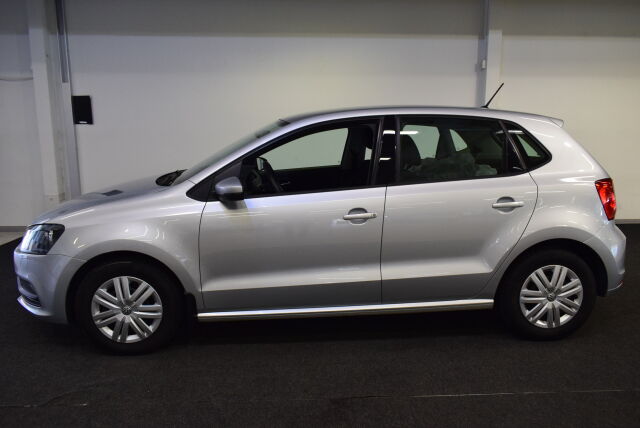 VOLKSWAGEN Polo 2016 Trendline 1,0 55 kW (75 hv)