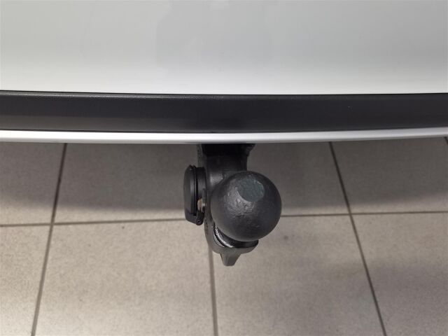 VOLKSWAGEN Golf 2016 Variant Alltrack 2,0 TDI 135 kW (184 hv) 4MOTION DSG-automaatti Winter Edition