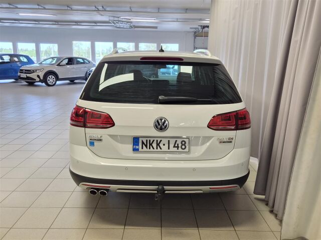 VOLKSWAGEN Golf 2016 Variant Alltrack 2,0 TDI 135 kW (184 hv) 4MOTION DSG-automaatti Winter Edition