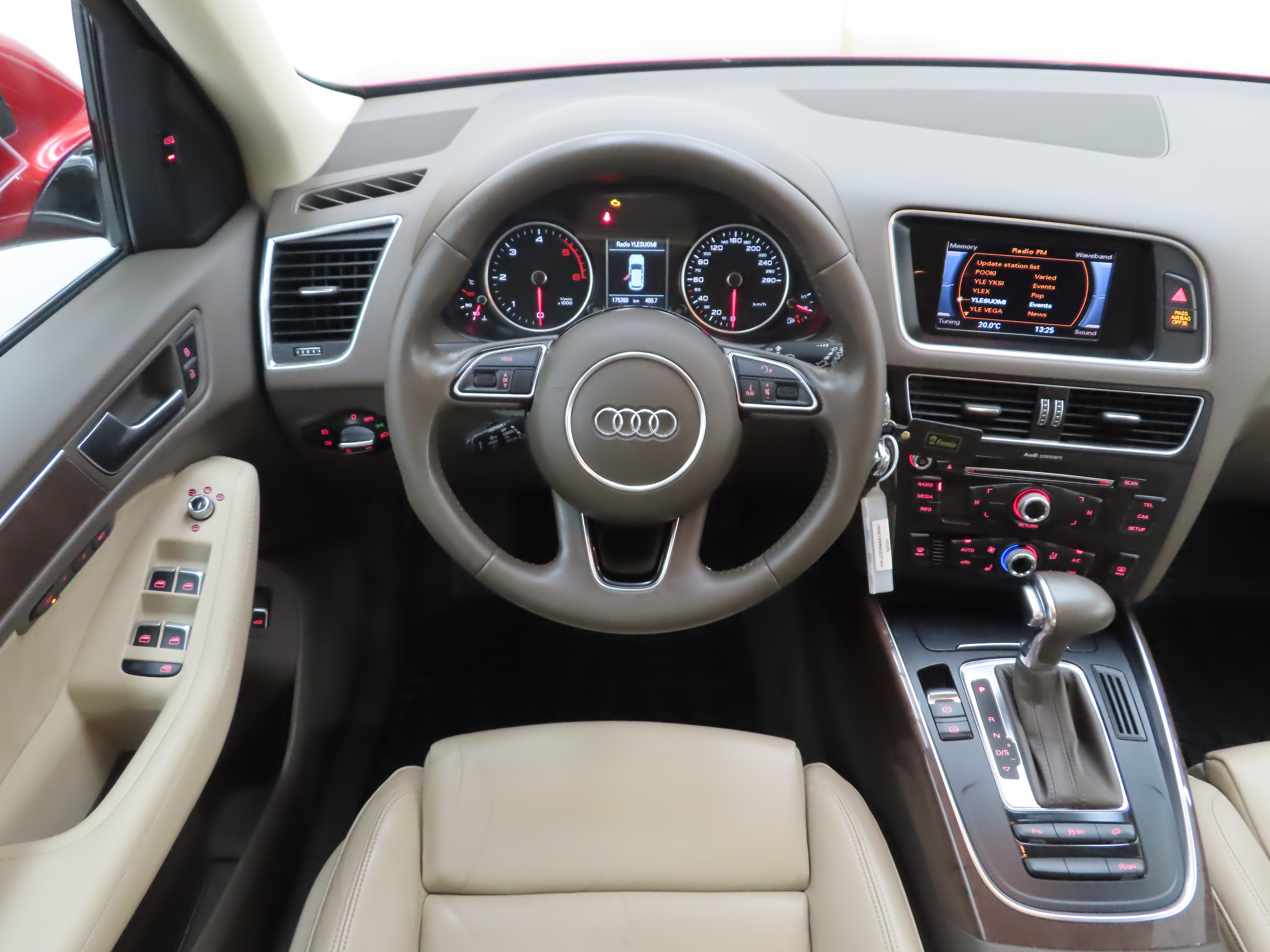 Audi Q5 2016, photo 7/9