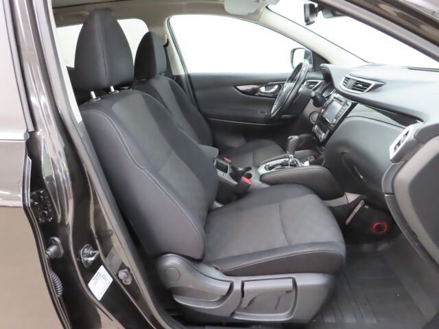 Nissan Qashqai 2016 DIG-T 115 N-Connecta 2WD Automaatti Glass roof