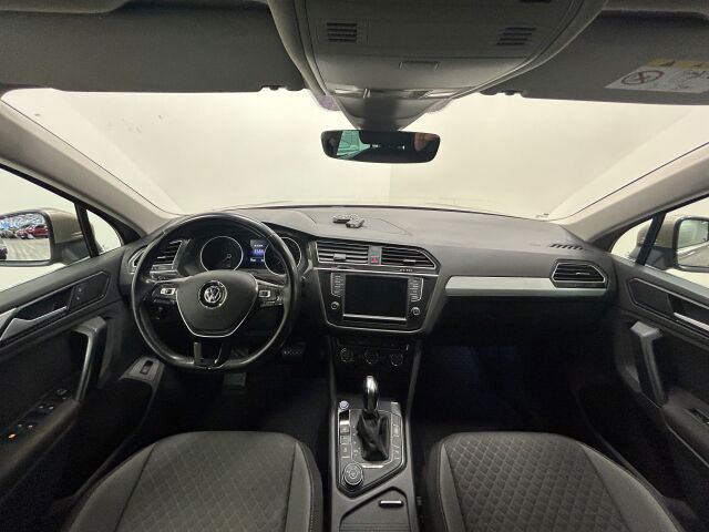 VOLKSWAGEN Tiguan 2017 Comfortline 2,0 TDI SCR 110 kW (150 hv) 4MOTION DSG-automaatti. Siisti ja vähän ajettu.