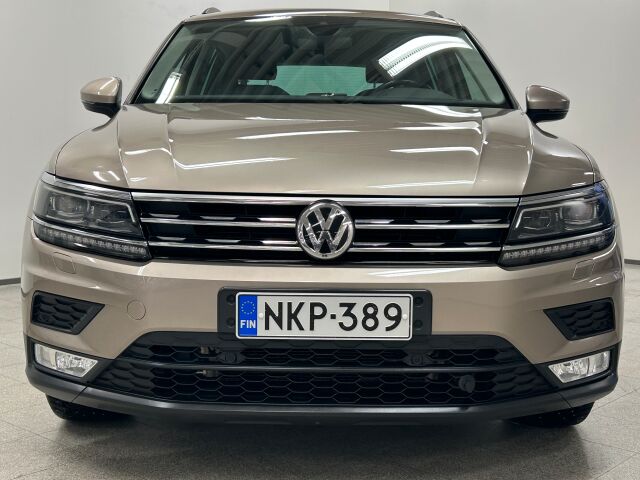 VOLKSWAGEN Tiguan 2017 Comfortline 2,0 TDI SCR 110 kW (150 hv) 4MOTION DSG-automaatti. Siisti ja vähän ajettu.