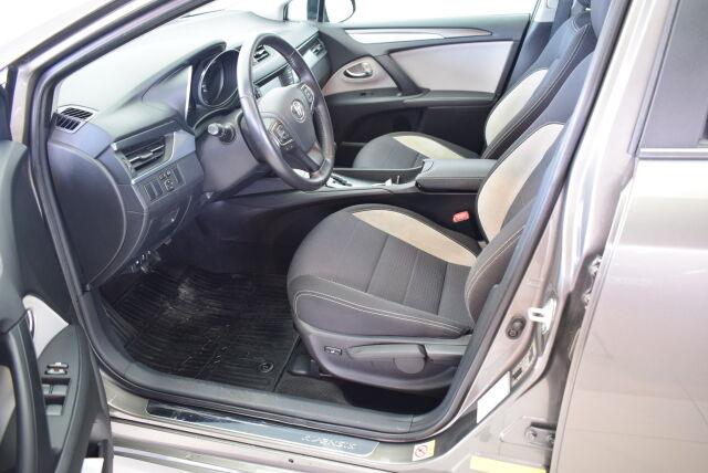 TOYOTA Avensis 2017 1,8 Valvematic Active Edition Touring Sports Multidrive S