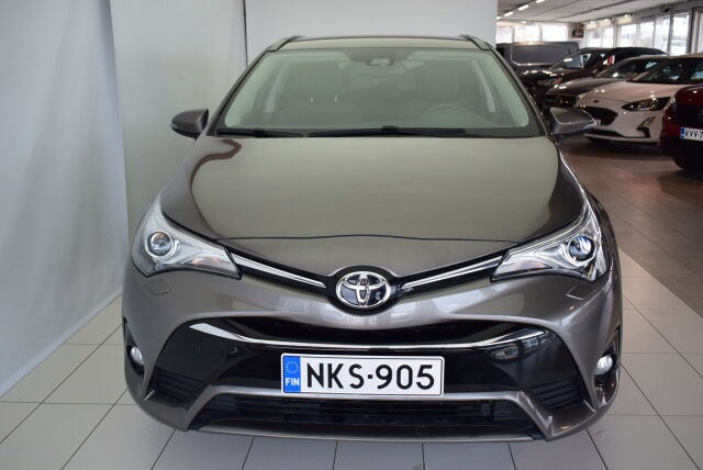 TOYOTA Avensis 2017 1,8 Valvematic Active Edition Touring Sports Multidrive S