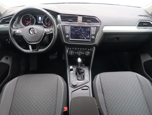 Volkswagen Tiguan 2017 Comfortline 2,0 TDI SCR 110 kW (150 hv) 4MOTION DSG-automaatti