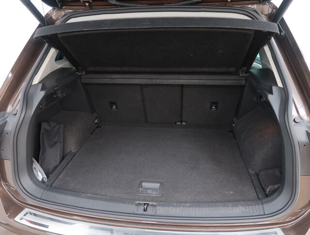 Volkswagen Tiguan 2017 Comfortline 2,0 TDI SCR 110 kW (150 hv) 4MOTION DSG-automaatti
