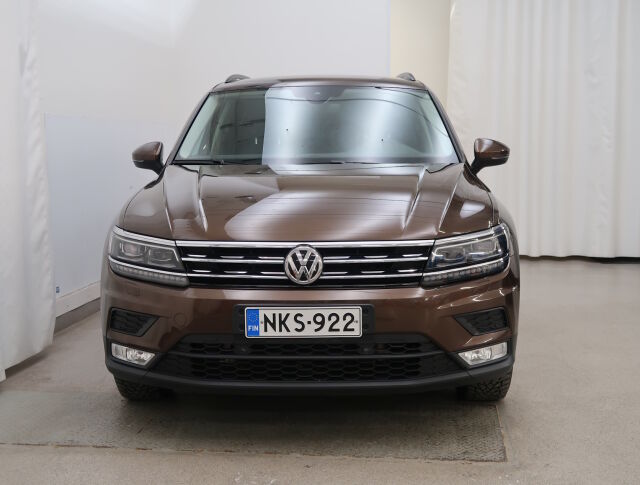 Volkswagen Tiguan 2017 Comfortline 2,0 TDI SCR 110 kW (150 hv) 4MOTION DSG-automaatti