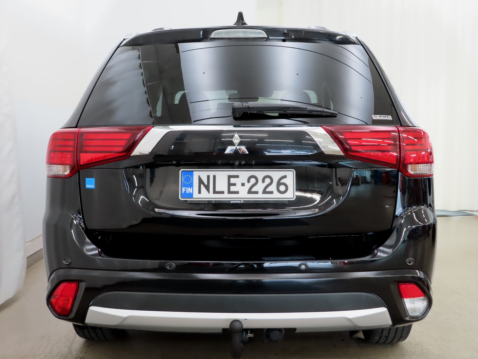 Mitsubishi Outlander PHEV 2018, kuva 5/10