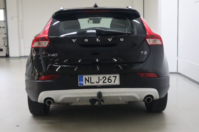 VOLVO V40 Cross Country 2019 T3 Business Dynamic Edition aut