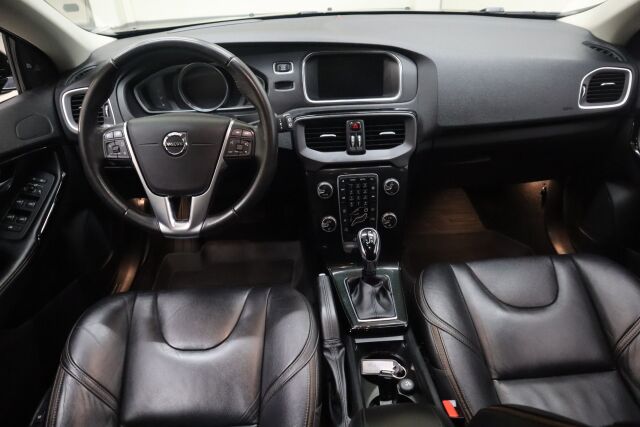 VOLVO V40 Cross Country 2019 T3 Business Dynamic Edition aut