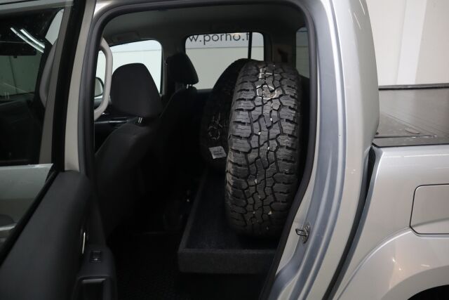 VOLKSWAGEN Amarok 2012 DC Highline 2,0 TDI 132kW 4MOTION Autom. BMT 3040kg