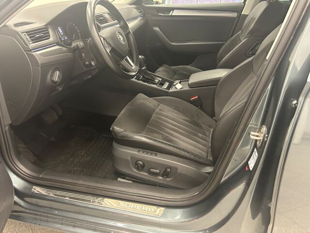SKODA Superb 2019 Combi 2,0 TDI 190 4x4 Style BusinessLine DSG Autom.