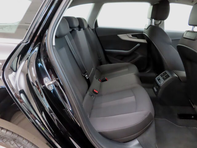 Audi A4 2020 Avant Business Comfort Edition 40 TDI 140 kW quattro S tronic