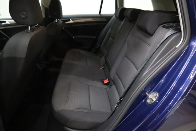 Volkswagen Golf 2020 Variant Comfortline Limited 1,5 TSI EVO 110 kW (150 hv) DSG-automaatti