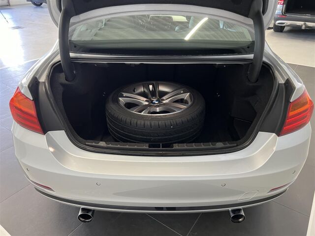 BMW 435 2014 F32 Coupe 435i TwinPower Turbo A, huippuhieno yksilö!