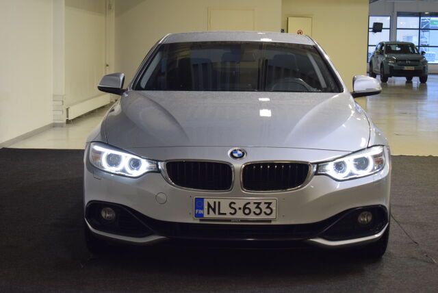 BMW 435 2014 F32 Coupe 435i TwinPower Turbo A, huippuhieno yksilö!