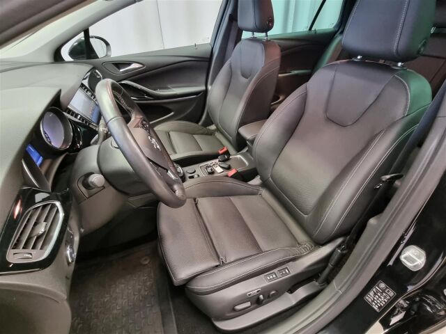 OPEL Astra 2019 Sports Tourer Executive 150 Turbo A / Keyless / AGR-penkit / Pa-lämmitin / Koukku / P-kamera / Navi