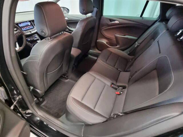 OPEL Astra 2019 Sports Tourer Executive 150 Turbo A / Keyless / AGR-penkit / Pa-lämmitin / Koukku / P-kamera / Navi