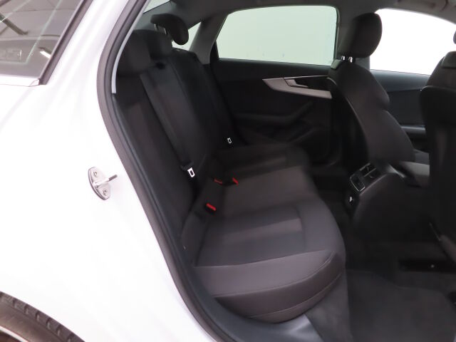 Audi A4 2020 Sedan Business Advanced  40 TDI 140 kW quattro S tronic