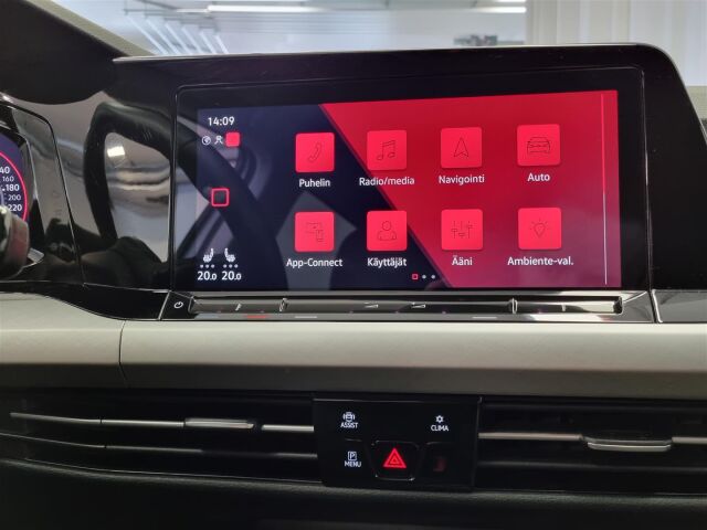 VOLKSWAGEN Golf 2021 Variant 1,0 eTSI (MHEV) 81 kW DSG-automaatti / Navi/ Koukku/ Webasto/ ACC