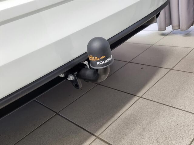 VOLKSWAGEN Golf 2021 Variant 1,0 eTSI (MHEV) 81 kW DSG-automaatti / Navi/ Koukku/ Webasto/ ACC