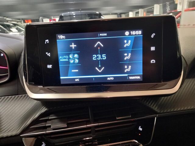 Peugeot 2008 2021 Active PureTech 130 EAT8-automaatti