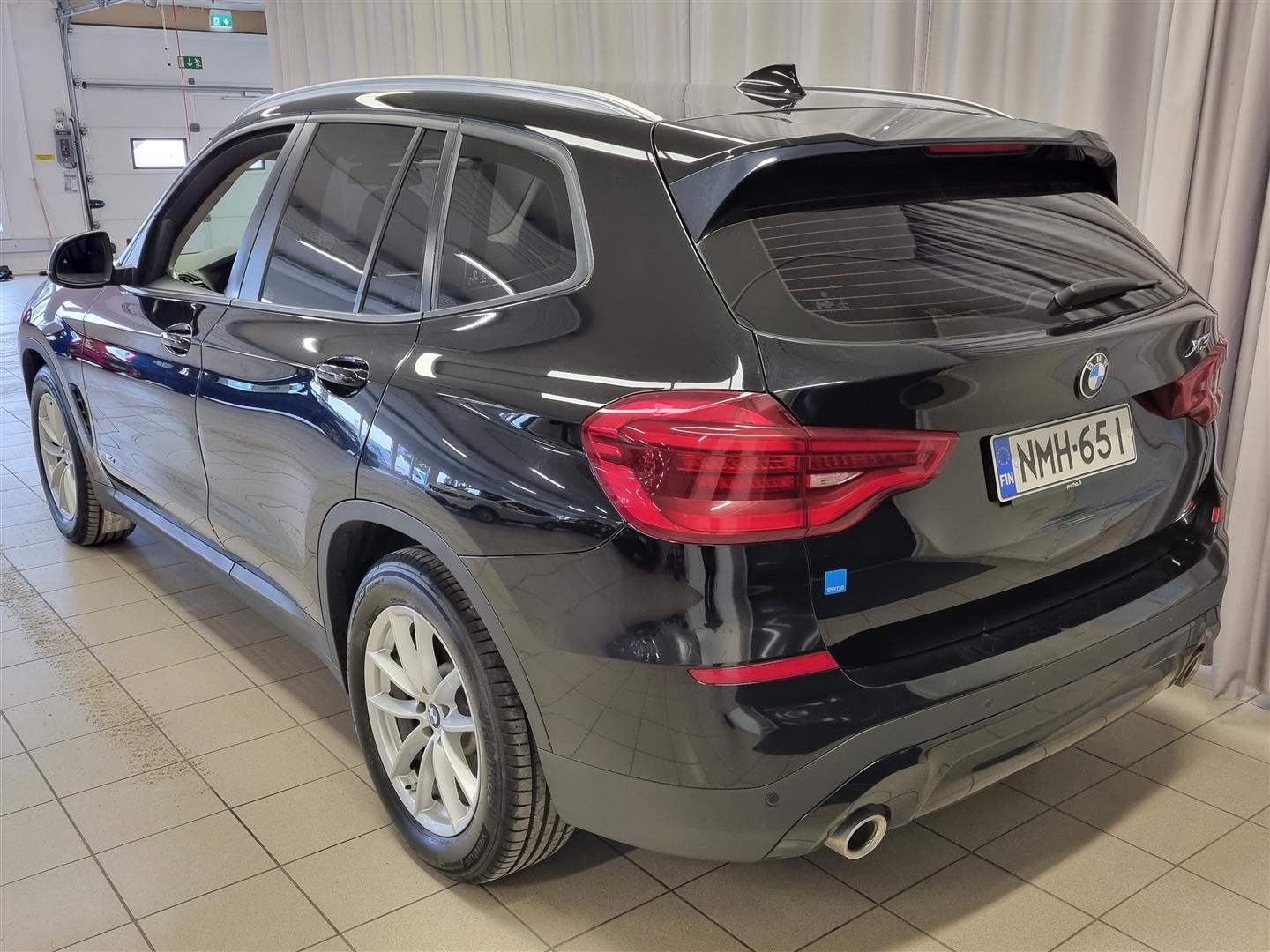 BMW X3 G01 xDrive20d A Business 2018, kuva 4/24