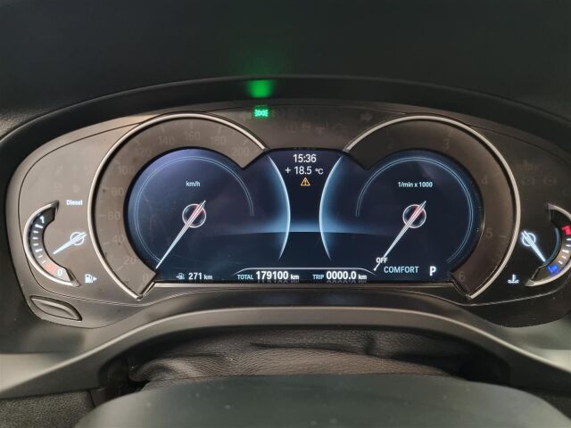 BMW X3 2018 G01 xDrive20d A Business / Navi / Webasto / Tutkat / Ylläpitolaturi