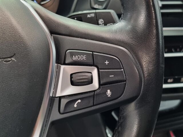 BMW X3 2018 G01 xDrive20d A Business / Navi / Webasto / Tutkat / Ylläpitolaturi