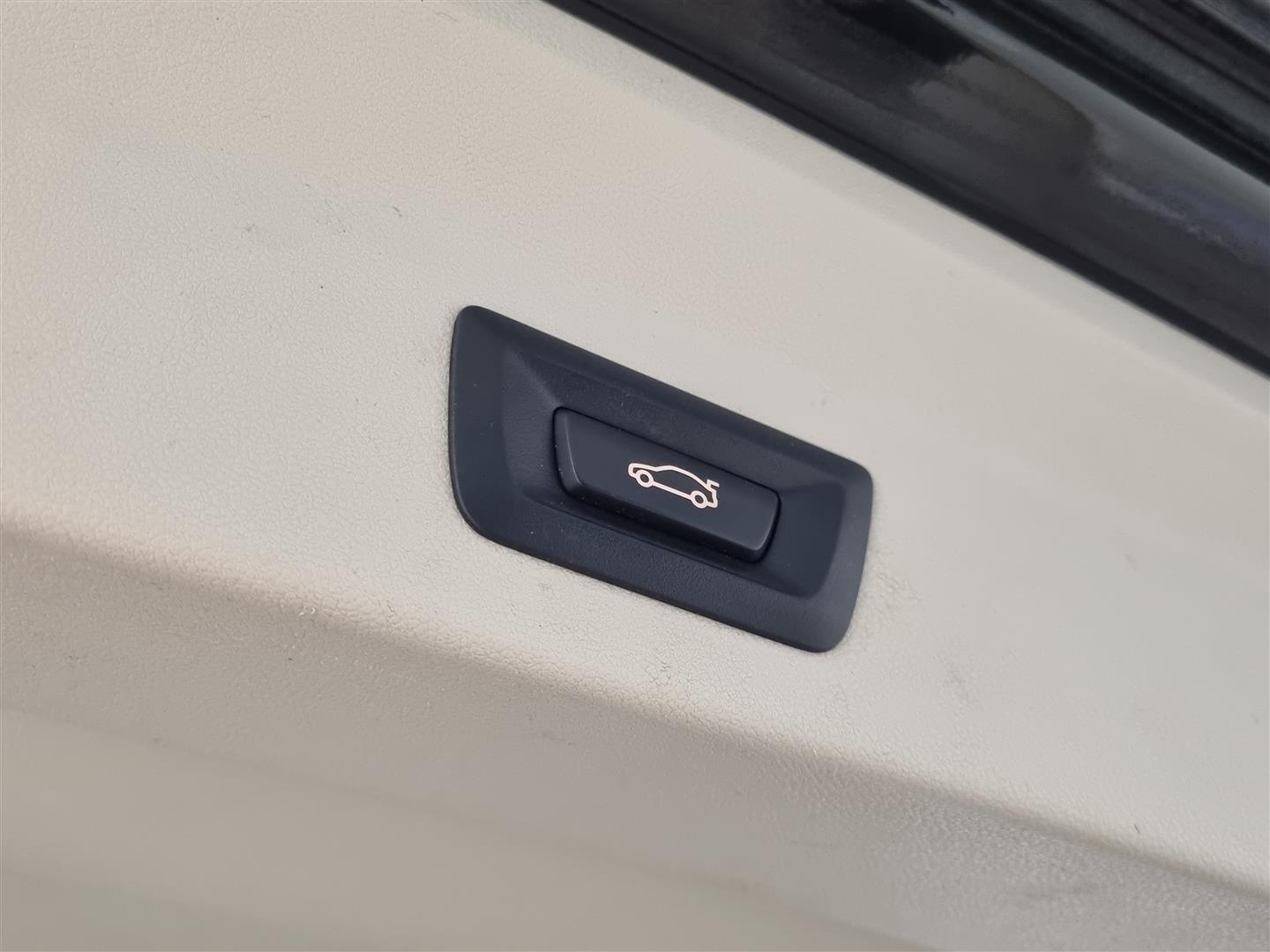 BMW X3 G01 xDrive20d A Business 2018, kuva 7/24