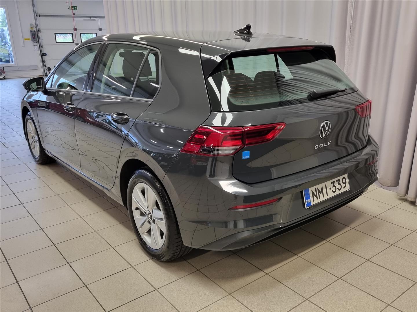 Volkswagen Golf Comfort 1,0 TSI 81 kW 2022, kuva 4/21