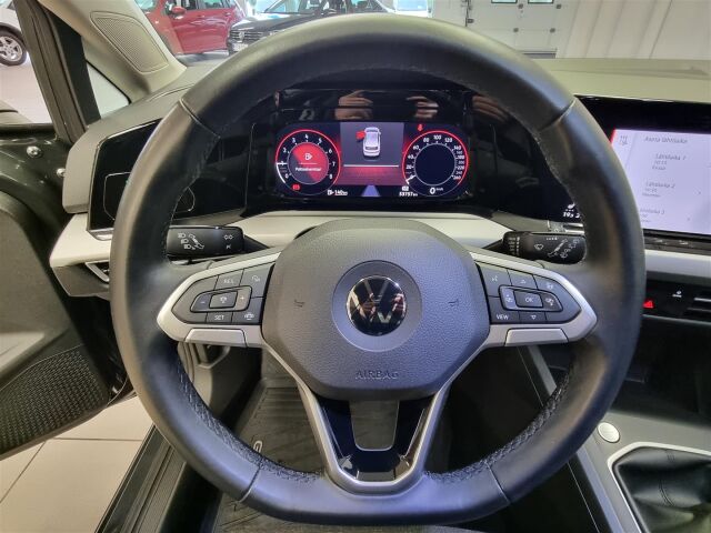 VOLKSWAGEN Golf 2022 Comfort 1,0 TSI 81 kW