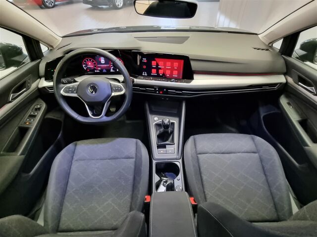VOLKSWAGEN Golf 2022 Comfort 1,0 TSI 81 kW