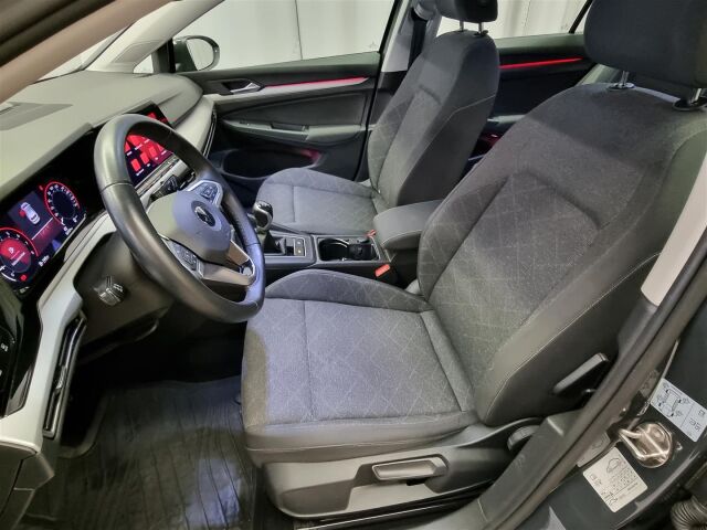 VOLKSWAGEN Golf 2022 Comfort 1,0 TSI 81 kW