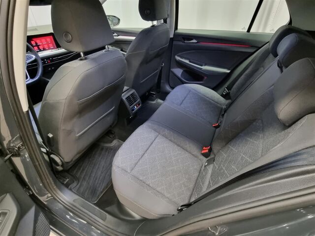 VOLKSWAGEN Golf 2022 Comfort 1,0 TSI 81 kW