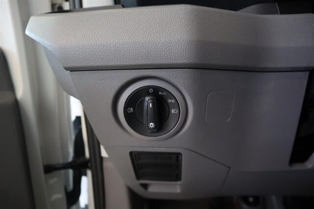 VOLKSWAGEN Crafter 2022 35 alusta 2,0 TDI 103 kW 8at, 4490   ALV-vähnennyskelpoinen!