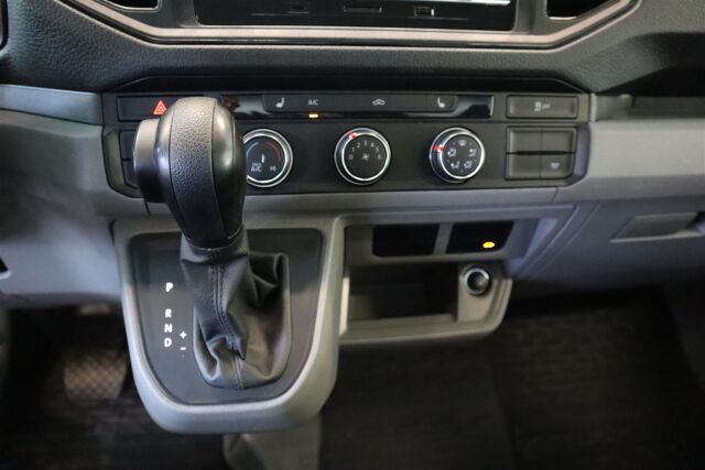 VOLKSWAGEN Crafter 2022 35 alusta 2,0 TDI 103 kW 8at, 4490   ALV-vähnennyskelpoinen!