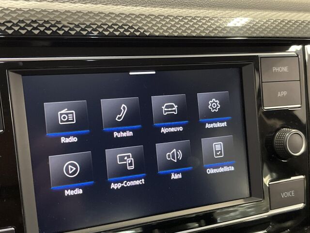 Volkswagen Taigo 2023 Style 1,0 TSI 70 kW**1-om, OIKHEIN KÄTEVÄ KATUMAASTURI**