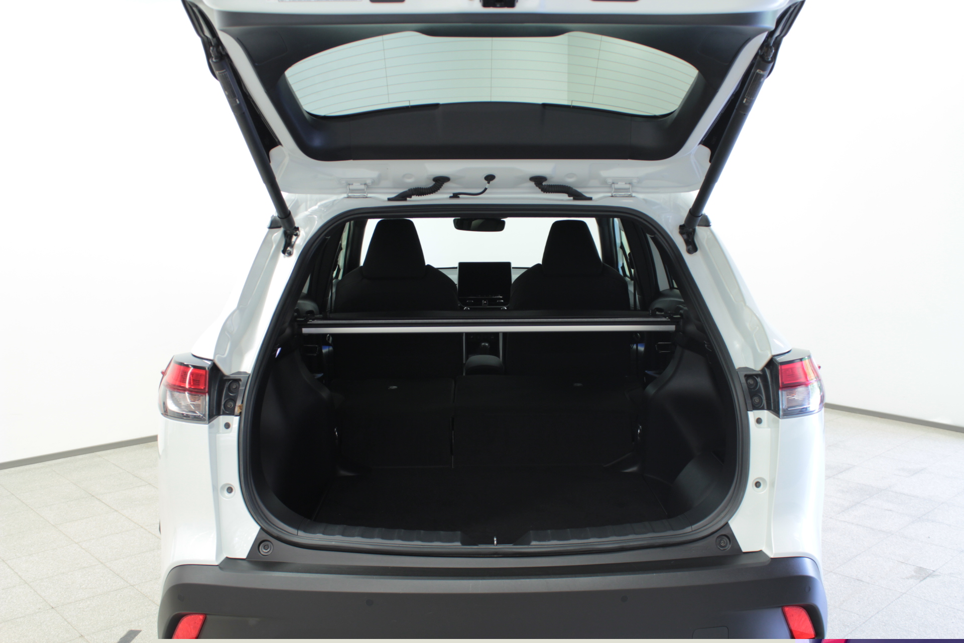Toyota Corolla Cross 2023, kuva 7/16