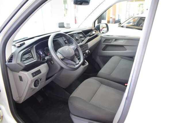VOLKSWAGEN Transporter 2022 umpipakettiauto 2,0 TDI 81 kW